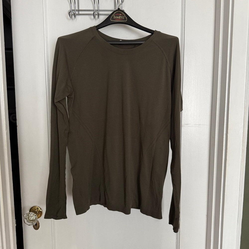 Athleta Ancient Forest Green Long Sleeve Women's Tee - Picture 4 of 9